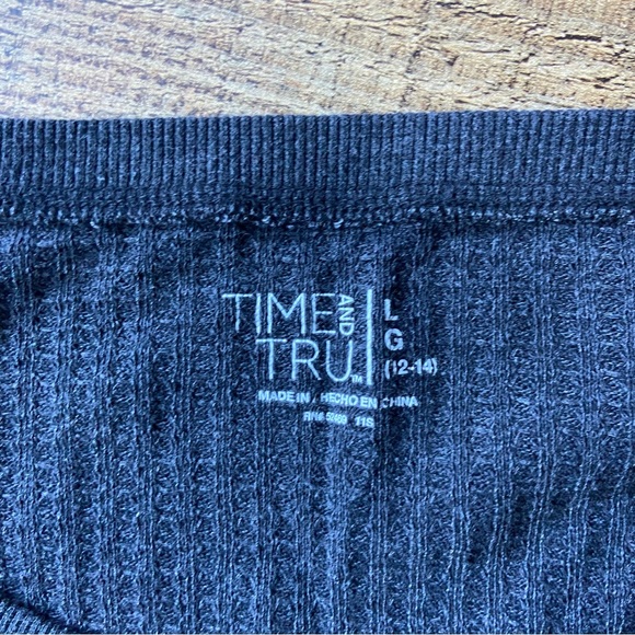 Two Waffle Tops L - Picture 6 of 7